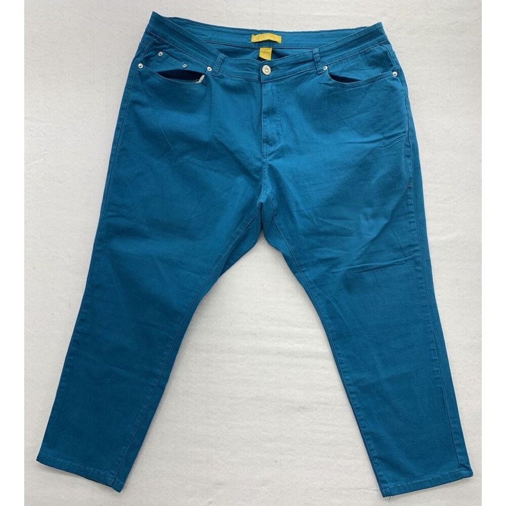 Dkin Womens Capri Shorts Size 22W Blue Embroidered Pocket Summer Vacationcore